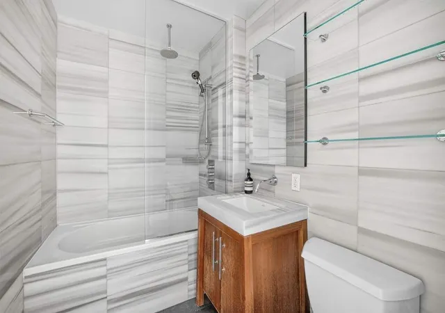 2nd image of 88 Greenwich St, New York City, NY 10006