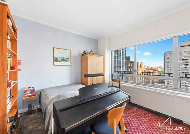 Photo 3 of Sale Pending at 170 W End Ave #30S, New York, NY 10023 | MLS# RLS20100429 | Listing updated on 2026-07-22