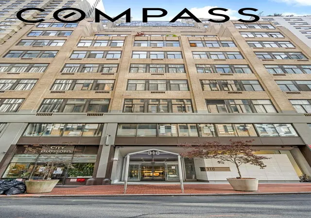 11th image of 310 E 46th St #15G, New York, NY 10017 | MLS# RLS20100447