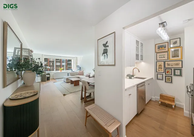 Homes for sale in New York City, NY | 300 E 59Th St #2503, New York City, NY 10022 | MLS# RLS20100563