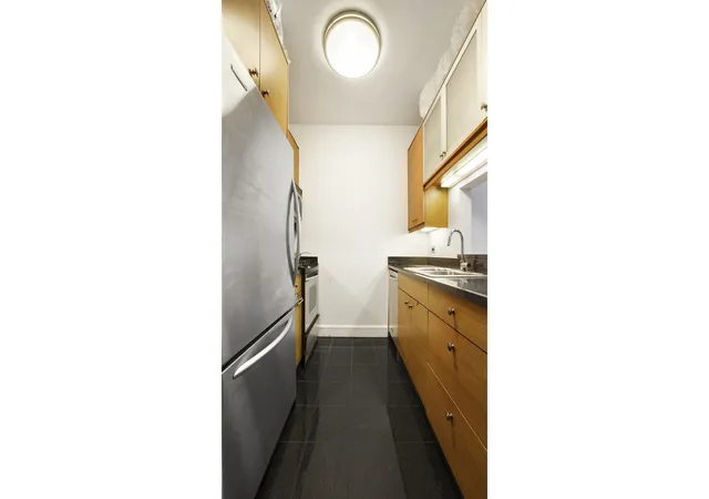 Photo 4 of House for sale at 120 Riverside Blvd #3P, New York, NY 10069 | MLS# RLS20100571 | Listing updated on 2026-06-29