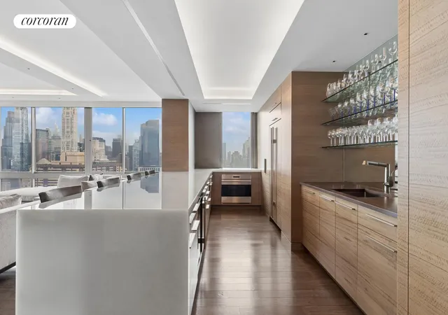 4th image of 101 W 67Th St #50DEF, New York, NY 10023 | MLS# RLS20100790