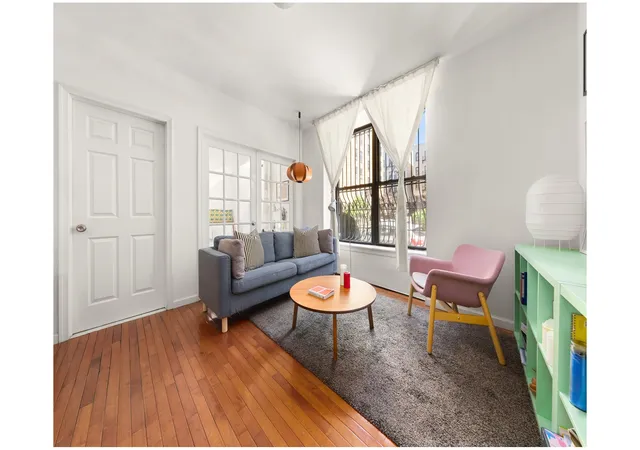 Homes for sale in New York City, NY | 220 W 111Th St #1D, New York City, NY 10026 | MLS# RLS20100871