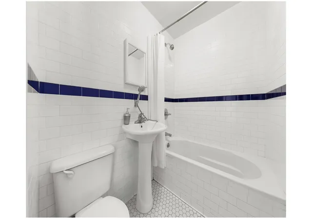 Homes for sale in New York City, NY | 220 W 111Th St #1D, New York City, NY 10026 | MLS# RLS20100871