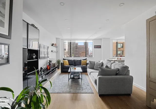 1st image of 30 W 61St St #17C, New York, NY 10023 | MLS# RLS20100953