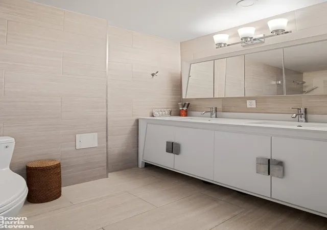 4th image of 30 W 61St St #17C, New York, NY 10023 | MLS# RLS20100953