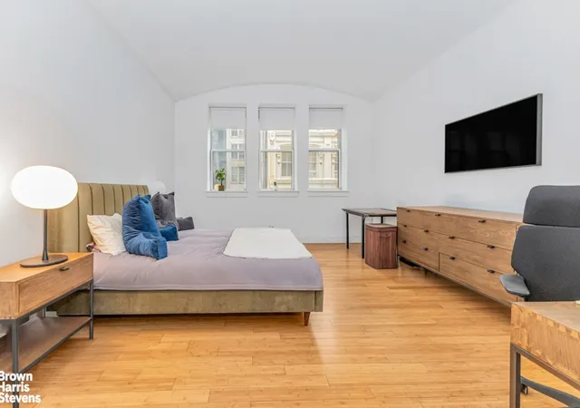 Photo 3 of Single family home for sale at 130 Fulton St #9A, New York, NY 10038 | MLS# RLS20100979 | Listing updated on 2026-07-10