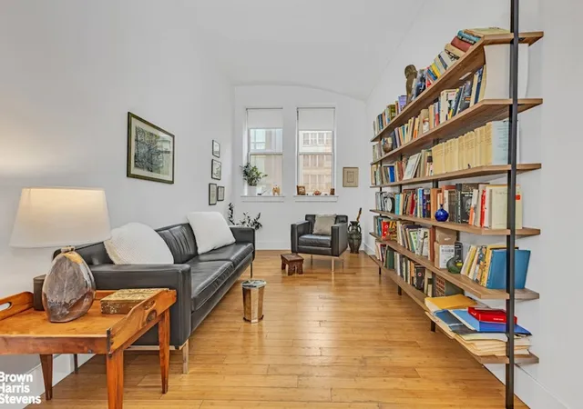 Photo 4 of Single family home for sale at 130 Fulton St #9A, New York, NY 10038 | MLS# RLS20100979 | Listing updated on 2026-07-10
