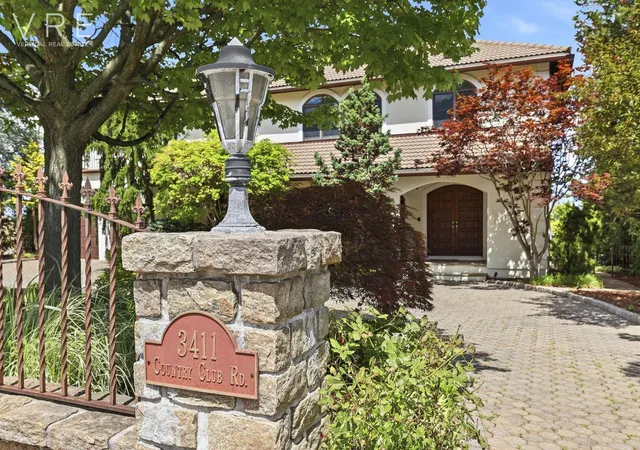 22nd image of 3411 Country Club Rd, New York City, NY 10465 | MLS# RLS20101003