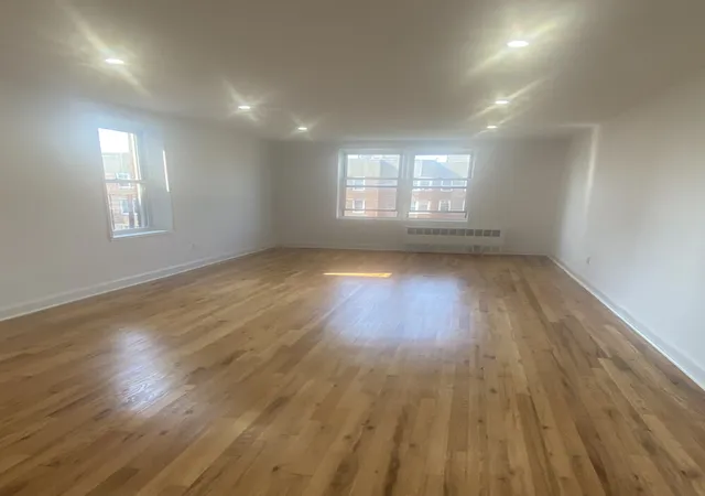 3rd image of 65-65 Wetherole St #6S, Rego Park, NY 11374 | MLS# RLS20101013