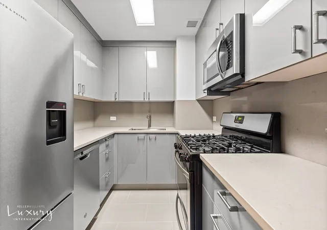 Photo 4 of House for sale at 721 5th Avenue #37E, New York City, NY 10022 | MLS# RLS20101130 | Listing updated on 2026-07-02