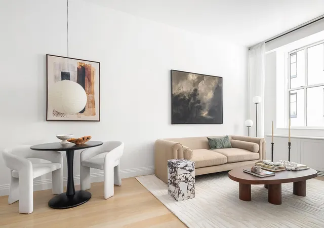 Photo 1 of Sale Pending at 1 Wall St #932, New York City, NY 10005 | MLS# RLS20101162 | Listing updated on 2026-08-03