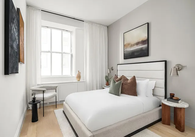 Photo 3 of Sale Pending at 1 Wall St #932, New York City, NY 10005 | MLS# RLS20101162 | Listing updated on 2026-08-03