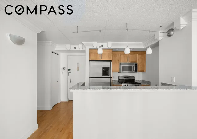 Photo 2 of Sale Pending at 53 Boerum Pl #7C, Brooklyn, NY 11201 | MLS# RLS20101274 | Listing updated on 2026-07-13
