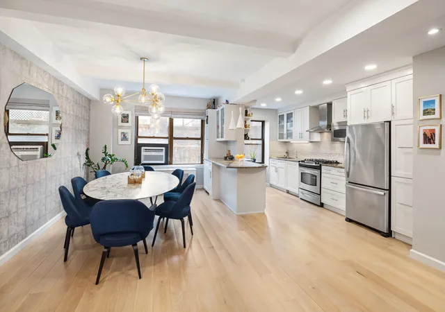 2nd image of 235 W End Ave #5DE, New York, NY 10023 | MLS# RLS20101615