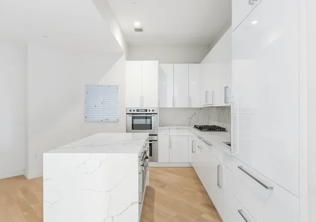 Homes for sale in New York City, NY | 75 Wall St #35C, New York City, NY 10005 | MLS# RLS20101742