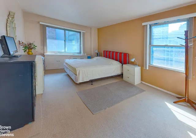 Photo 3 of Condo for sale at 225 E 46th Street #10H, New York, NY 10017 | MLS# RLS20101771 | Listing updated on 2026-07-26