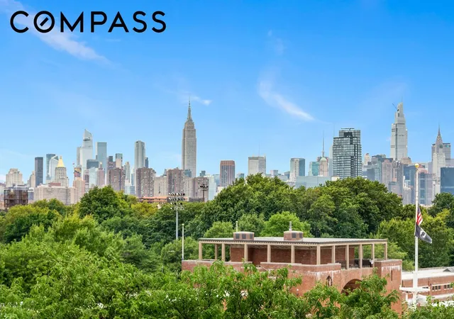 Photo 3 of Sale Pending at 415 Leonard St #6BC, New York City, NY 11222 | MLS# RLS20101793 | Listing updated on 2026-08-03