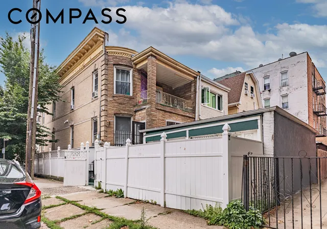 17th image of 27 Hubbard Pl, New York City, NY 11210 | MLS# RLS20100564