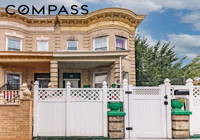 3rd image of 27 Hubbard Pl, New York City, NY 11210 | MLS# RLS20100564