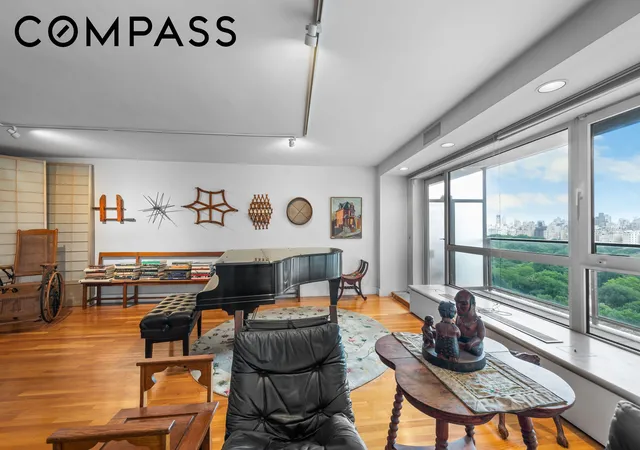 Homes for sale in New York, NY | 200 Central Park S, New York, NY 10019