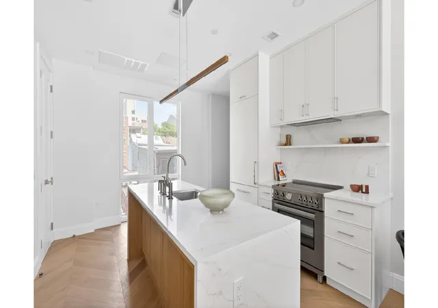 4th image of 222 16Th St #4E, Brooklyn, NY 11215 | MLS# RLS20101856
