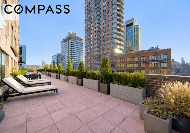 Photo 2 of Sale Pending at 333 E 79th Street #18N, New York, NY 10075 | MLS# RLS20101890 | Listing updated on 2026-07-17