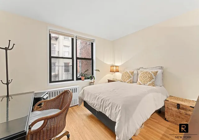 Homes for sale in New York City, NY | 229 E 28th Street, New York City, NY 10016 | Houzeo