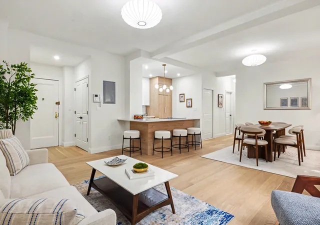 Photo 2 of Sale Pending at 119 W 71st Street #3C, New York, NY 10023 | MLS# RLS20101970 | Listing updated on 2026-07-17