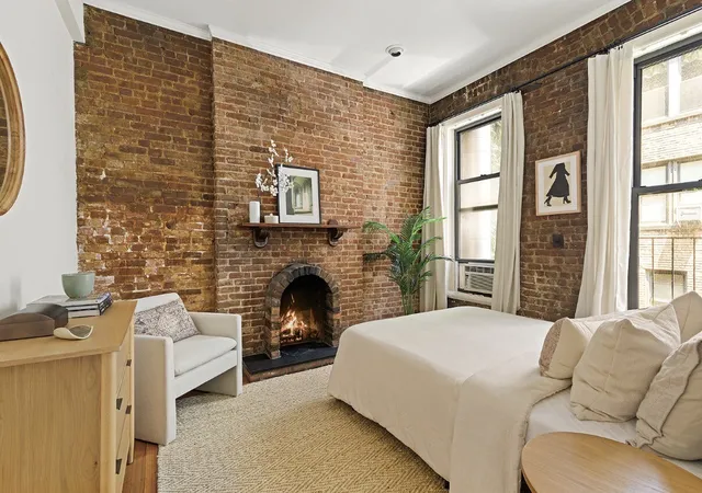 Listing Photo 5 - Condo for sale in building located at 313 E 56Th St, New York City, NY 10022 - Unit #2C
