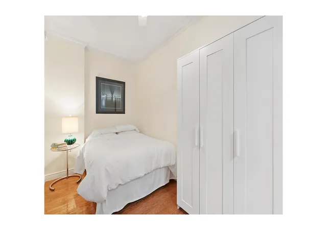 Photo 3 of Condo for sale at 16 W 16th Street #1UN, New York City, NY 10011 | MLS# RLS20102050 | Listing updated on 2026-08-27