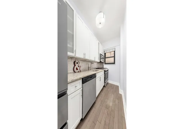 Photo 3 of House for sale at 200 E 36th Street #1H, New York, NY 10016 | MLS# RLS20102134 | Listing updated on 2026-07-25