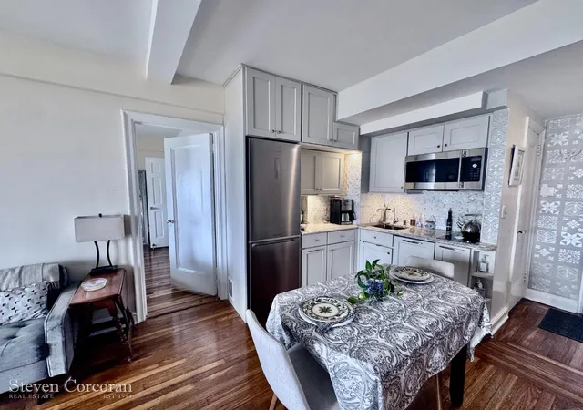 Photo 2 of Condo for sale at 5 Tudor City Pl #1131, New York, NY 10017 | MLS# RLS20102229 | Listing updated on 2026-07-19