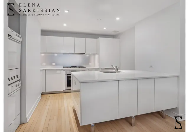 1st image of 5 E 44Th St #4A, New York City, NY 10017 | MLS# RLS20102323