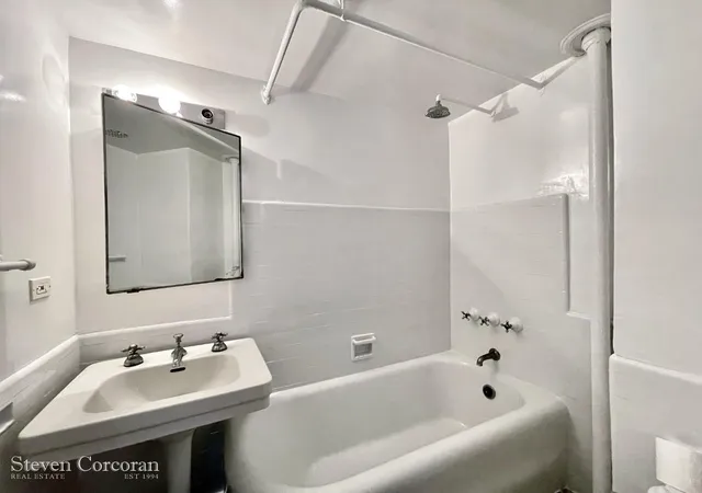 Homes for sale in New York City, NY | 45 Tudor City Pl #614, New York City, NY 10017 | MLS# RLS20102359
