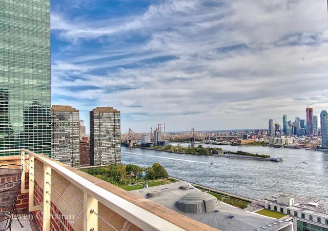 Homes for sale in New York City, NY | 45 Tudor City Pl #614, New York City, NY 10017 | MLS# RLS20102359