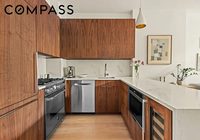 4th image of 692 President St, New York City, NY 11215