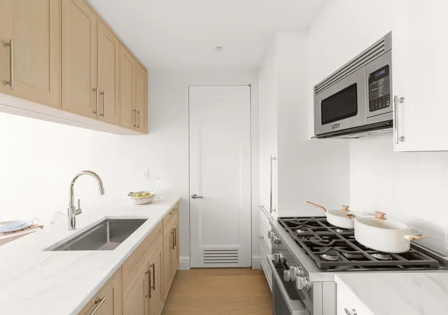 Photo 4 of Sale Pending at 400 E 84th Street #10D, New York, NY 10028 | MLS# RLS20102463 | Listing updated on 2026-07-08