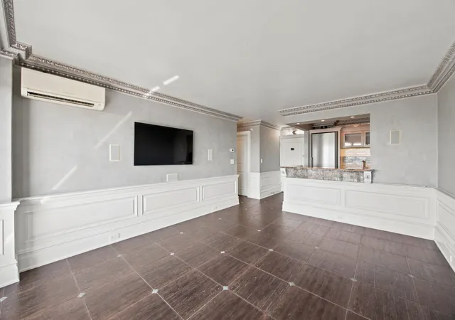 5th image of 25-40 Shore Blvd #PH18D, New York City, NY 11102 | MLS# RLS20102478