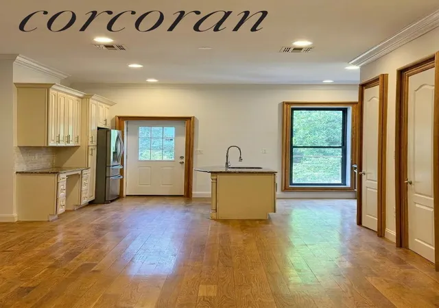 3rd image of 585 Putnam Ave, Brooklyn, NY 11221 | MLS# RLS20102654