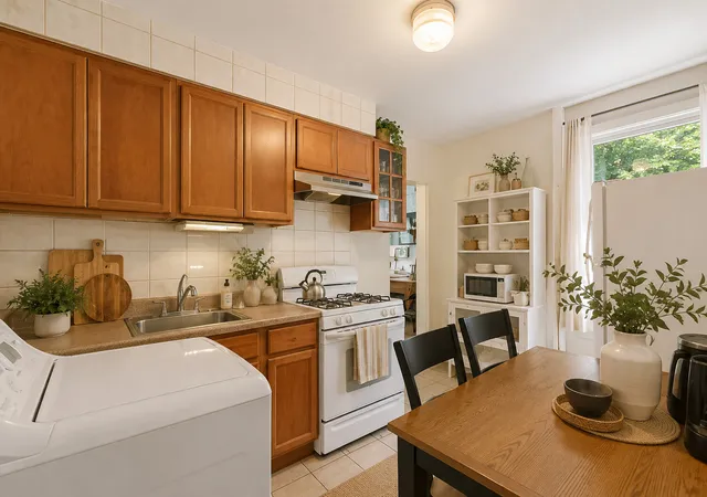 3rd image of 407 Keap St #5, New York City, NY 11211 | MLS# RLS20102771