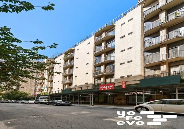 10th image of 215 E 24th St #222, New York, NY 10010 | MLS# RLS20102832