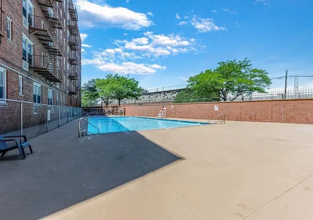 13th image of 46 01 39th Ave #103, Sunnyside, NY 11104 | MLS# RLS20102851