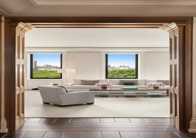 3rd image of 944 5Th Ave, New York City, NY 10021