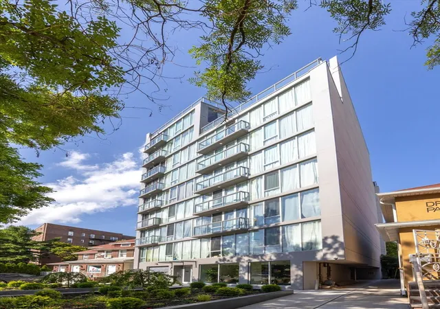13th image of 733 Ocean Pkwy #9B, Brooklyn, NY 11230 | MLS# RLS20102913