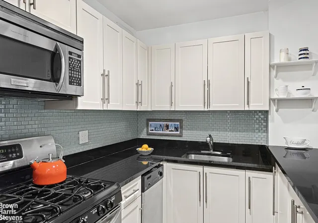 Homes for sale in New York City, NY | 159 Madison Ave #8C, New York City, NY 10016 | MLS# RLS20102944