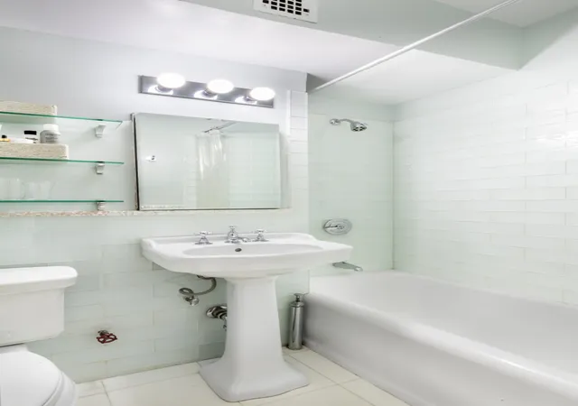 4th image of 24 5th Ave #1225, New York City, NY 10011 | MLS# RLS20102950