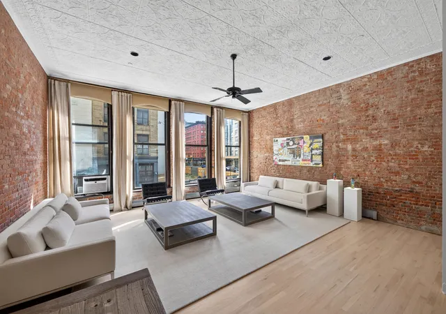 Photo 2 of Sale Pending at 71 Warren St #2, New York City, NY 10007 | MLS# RLS20103020 | Listing updated on 2026-08-04