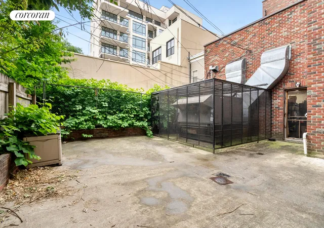 9th image of 697 Grand St, Brooklyn, NY 11211 | MLS# RLS20103151