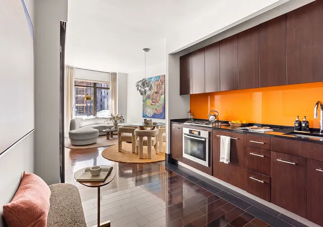 Photo 3 of House for sale at 40 Broad St #18E, New York, NY 10004 | MLS# RLS20103267 | Listing updated on 2026-07-21